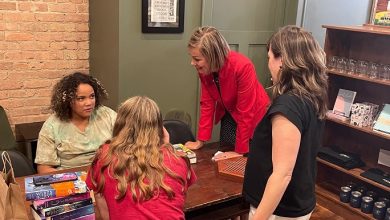 Governor Reynolds At Prologue Books 390x220