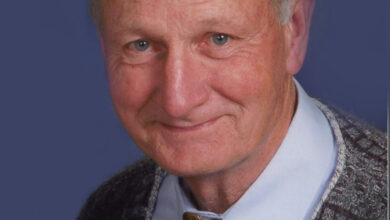 Bryant Seth Cropped 5134081 390x220