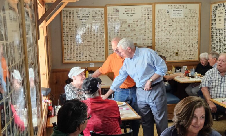 Mike Pence At Klunders Kafe Scaled 780x470