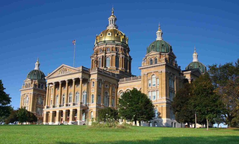 Bigstock Iowa State Capital Building 3701736 780x470