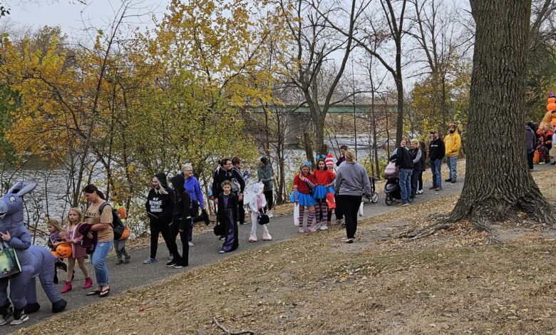 Spookwalk 2024 Kids Walking Scaled 780x470