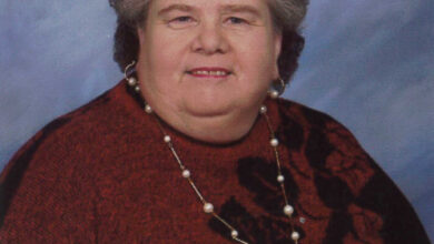 Schmitt Frances Crop 390x220