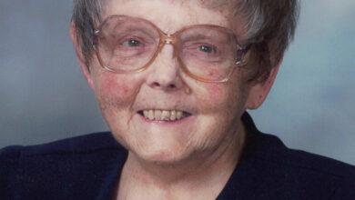 Jaeger Madsen Sharon Cropped 390x220