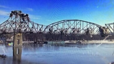 Mississippi Bridge At Lansing Implosion 121925 390x220