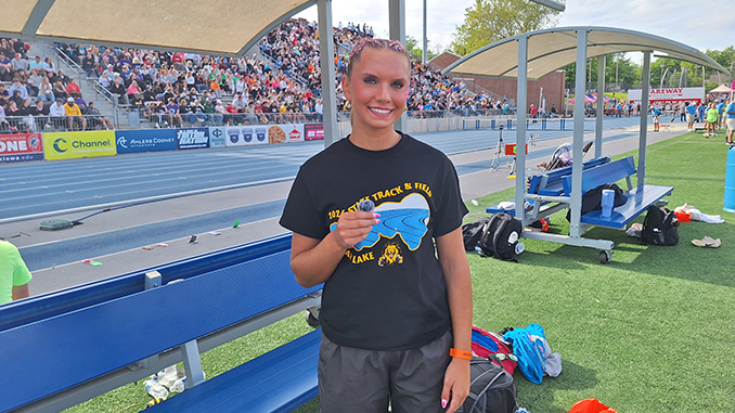 Clear Lakes Ella Landau 3A Girls Long Jump