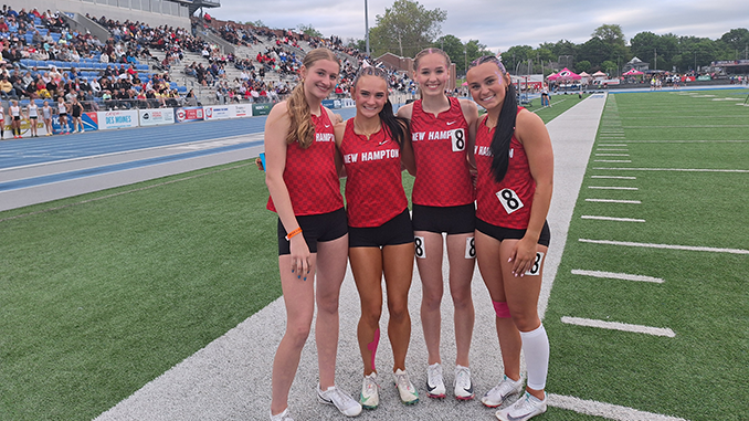 New Hampton 2A Girls 4x400 Meter Relay